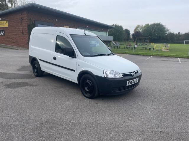2010 Vauxhall Combo 2000 1.3 cdti 16V Van