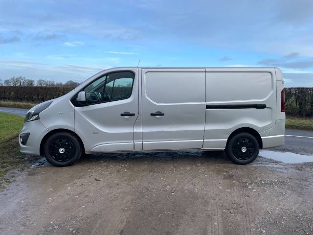 2015 Vauxhall Vivaro 2900 1.6CDTI 115PS Sportive H1 Van