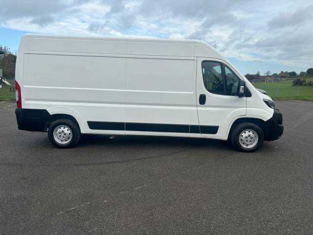 2019 Peugeot Boxer 2.0 BlueHDi H2 Professional Van 130ps