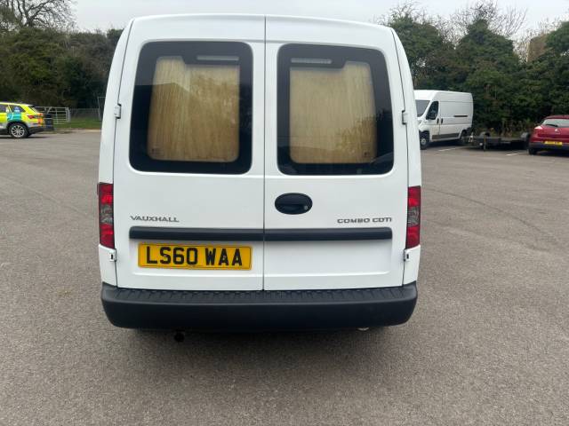 2010 Vauxhall Combo 1700 1.3CDTi 16V SE Van [75PS]
